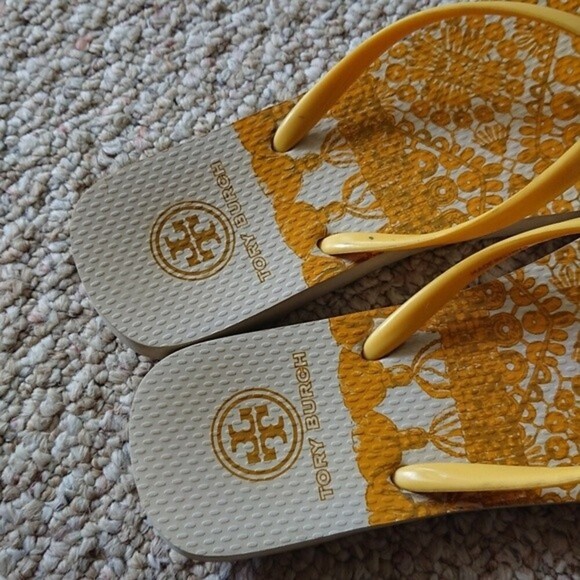 Tory Burch yellow tassels patterns Flip Flops size 7 - Picture 7 of 11